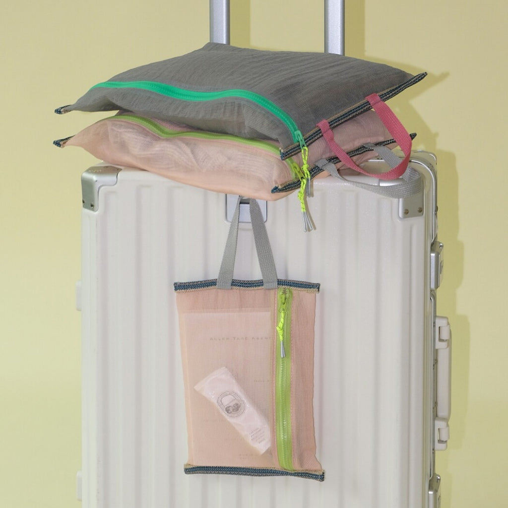 Lightweight Travel Organizer Bag - Pink